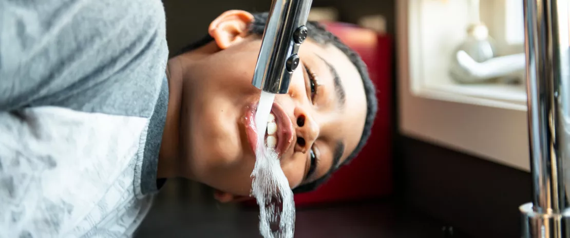 L’eau potable, source de vie… et de micro-organismes