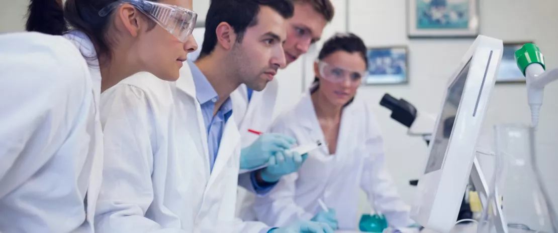 Photo HCPs: Clinical context over quick fix: the fresh consensus on microbiome testing