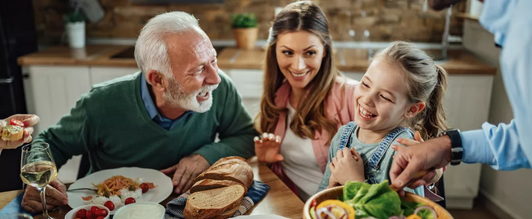 Photo Observatoire: Le microbiote à chaque étape de la vie : des parents sensibilisés, des seniors peu informés